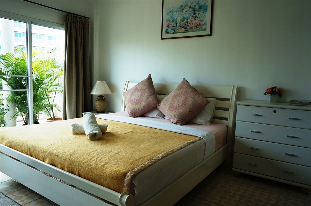 Corner Cafe Bed & Breakfast HHQ Exterior foto